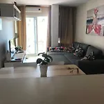 Jupiter Aparthotel *
